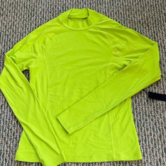Carbon38 Run top in Melt Acid Lime Long Sleeve NWT - Picture 6 of 11